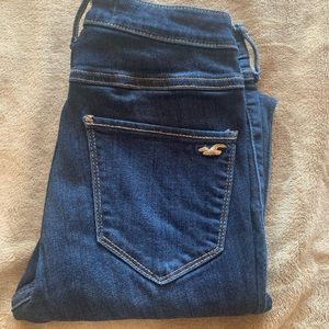Dark wash Hollister jeans